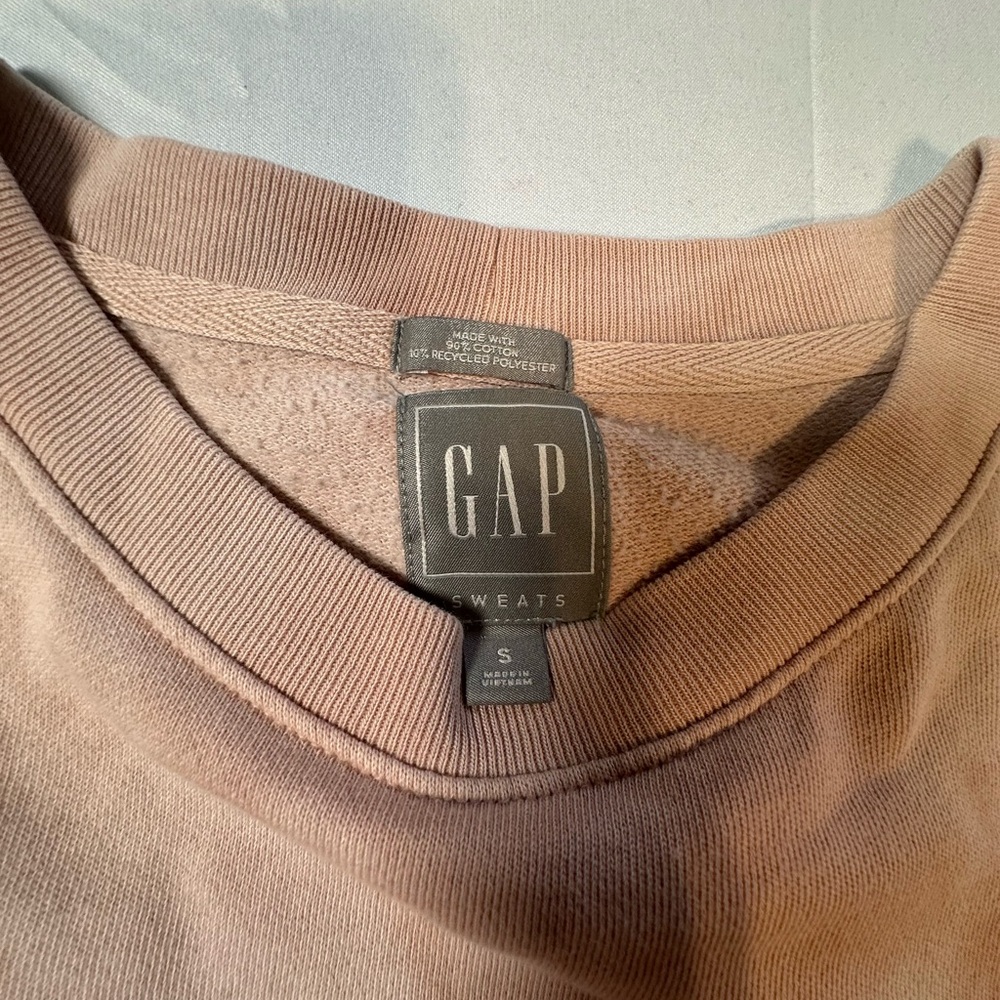 GAP Blush Tie-Dye Sweatshirt - Picture 2 of 3
